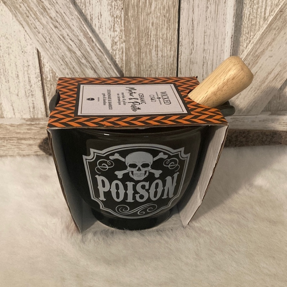 Halloween Poison Mortar and Pestle